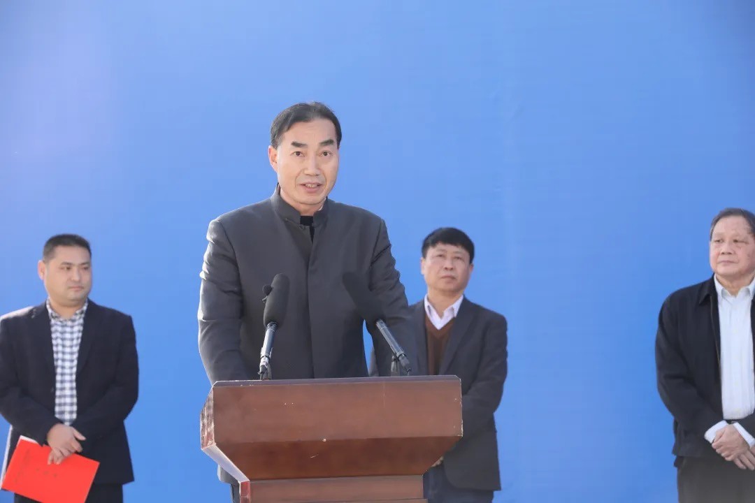 東西部攜手 加速新能源產(chǎn)業(yè)落地——暉陽新能源10萬噸鋰電池材料項(xiàng)目在黔開工